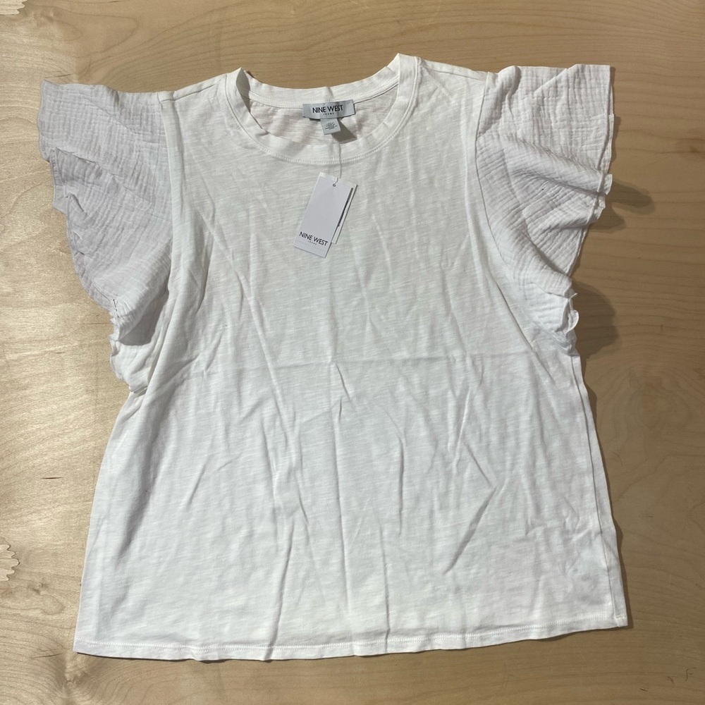 Nine West White Short Sleeve Ruffle Top Medium (QQ)